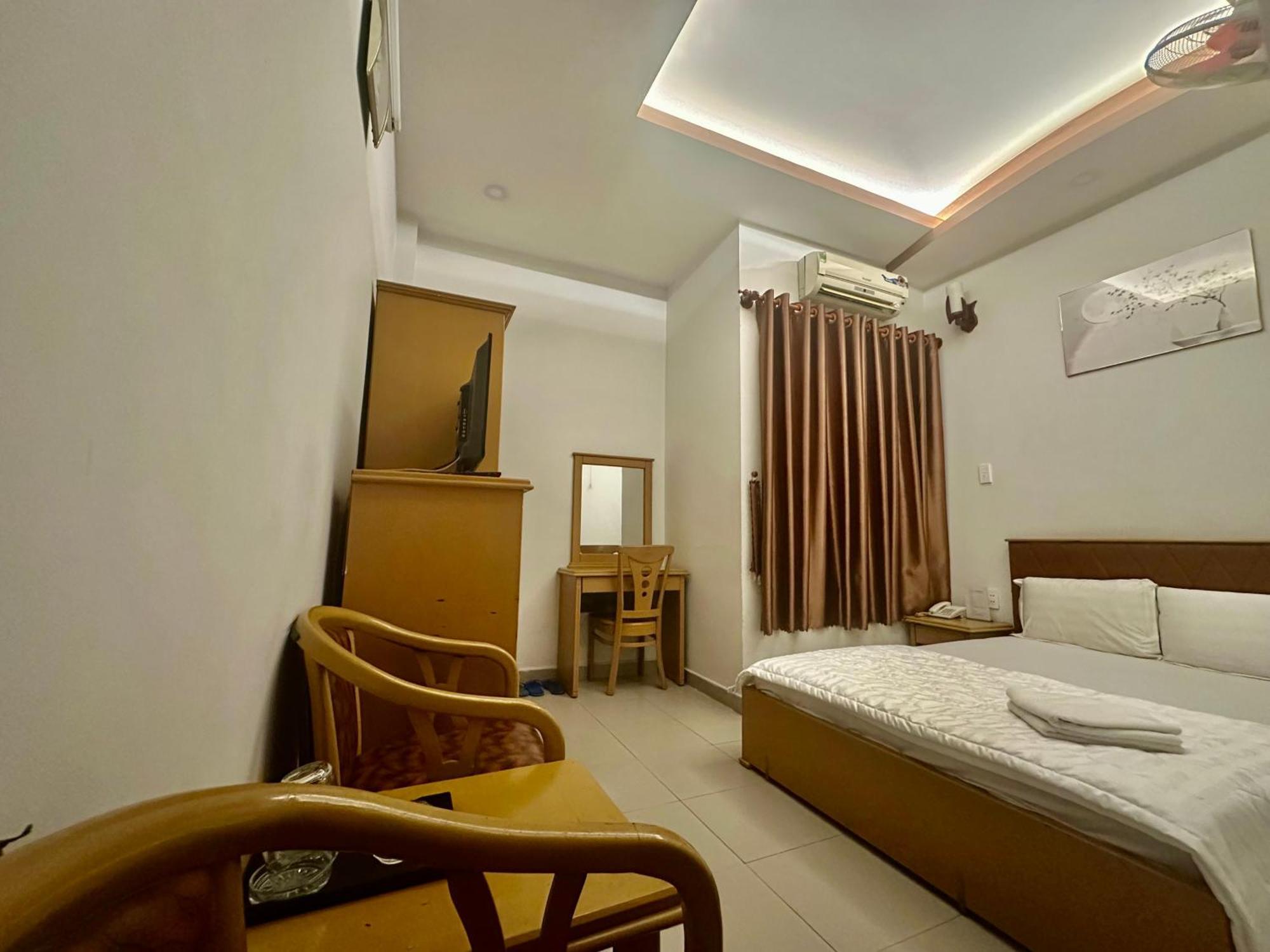 Ngoc Hoa Mai Hotel Ho Chi Minh City Bagian luar foto