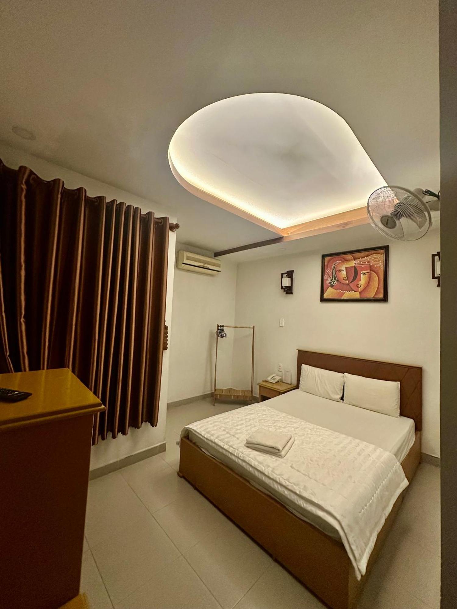 Ngoc Hoa Mai Hotel Ho Chi Minh City Bagian luar foto